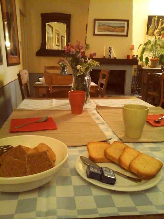 Il Cortiletto Dei Capperi Bed and Breakfast Gassino Torinese Exteriör bild