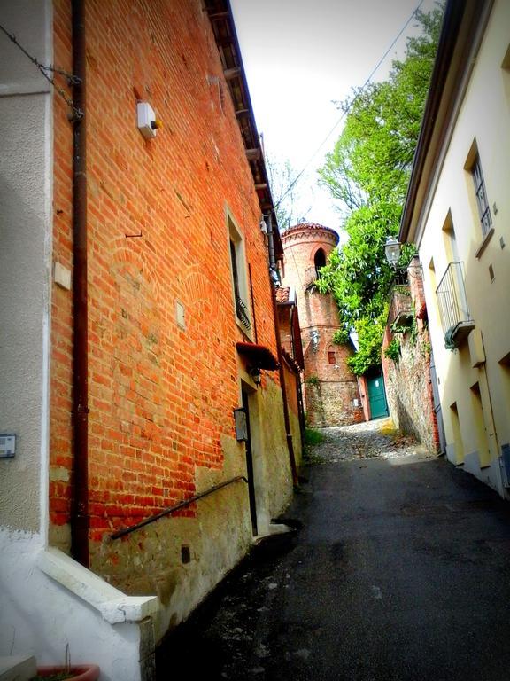 Il Cortiletto Dei Capperi Bed and Breakfast Gassino Torinese Exteriör bild