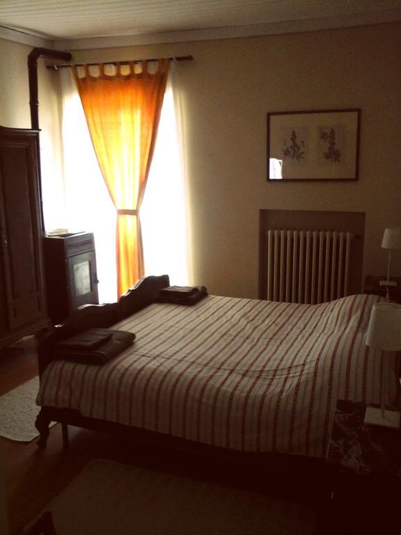 Il Cortiletto Dei Capperi Bed and Breakfast Gassino Torinese Rum bild