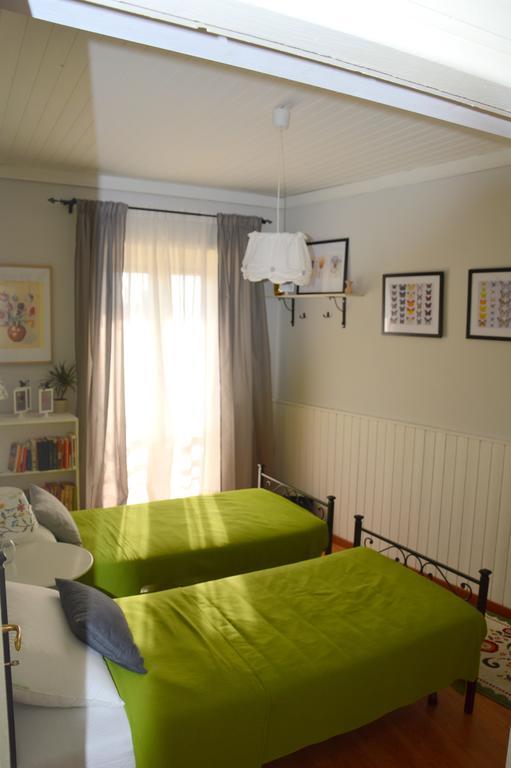 Il Cortiletto Dei Capperi Bed and Breakfast Gassino Torinese Rum bild